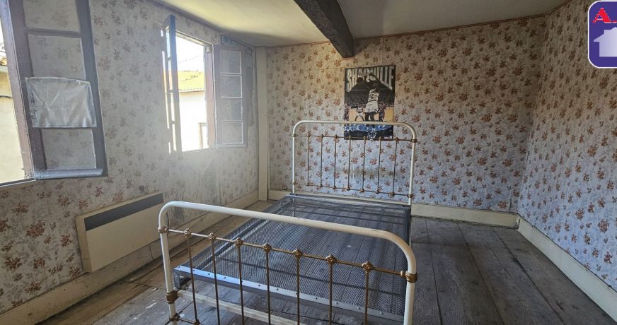 vente Maison de village Montaut