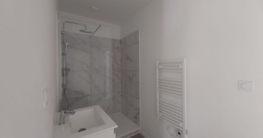 location Appartement Ussat