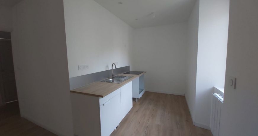 location Appartement Ussat