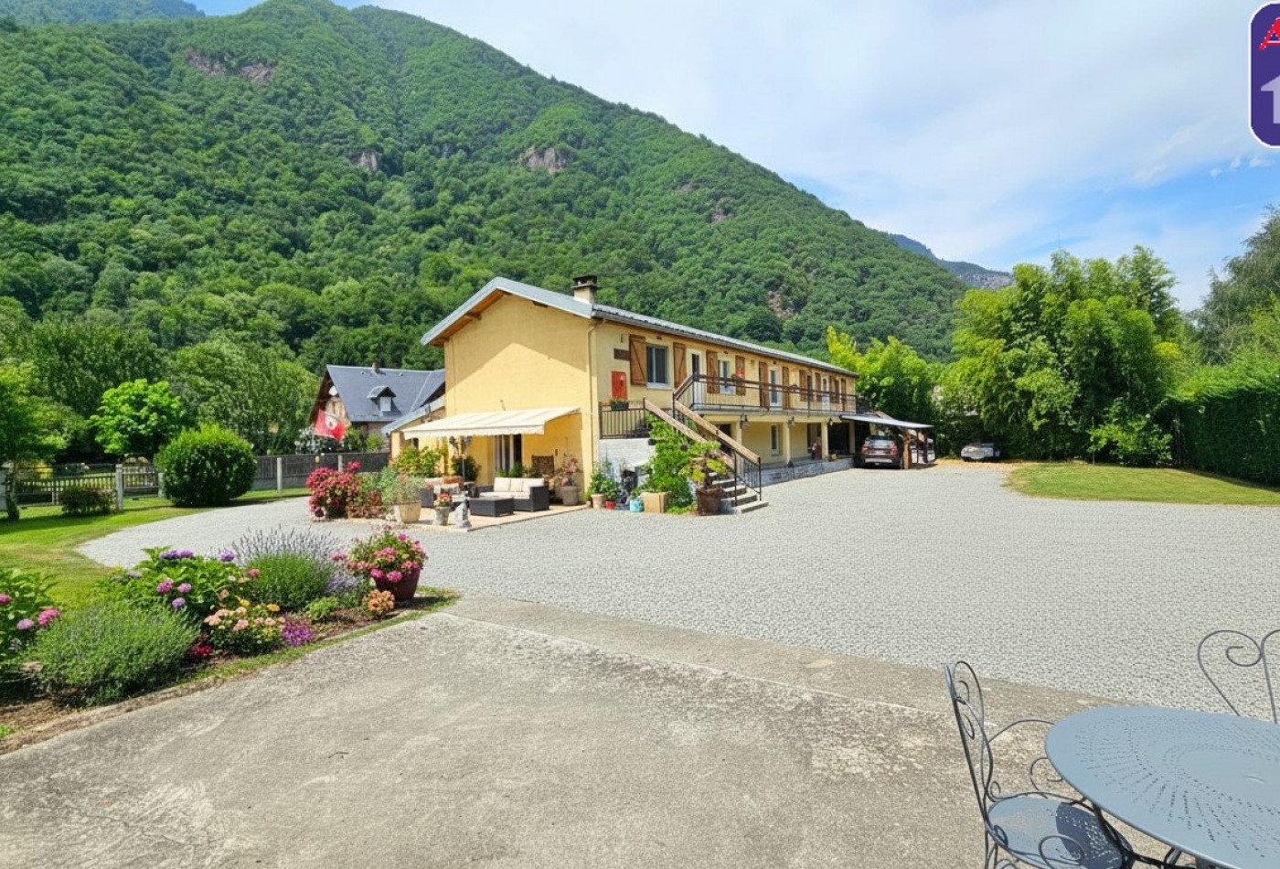 vente Maison Bagneres De Luchon - Photo 1