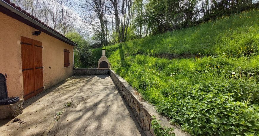 location Maison Belcaire