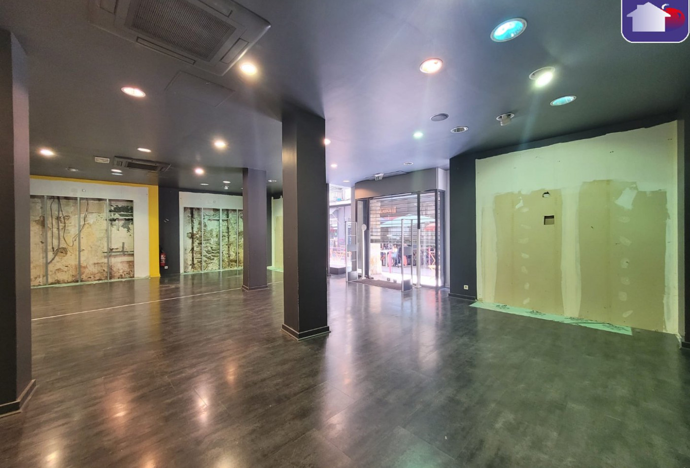 location Local commercial Foix - Photo 2