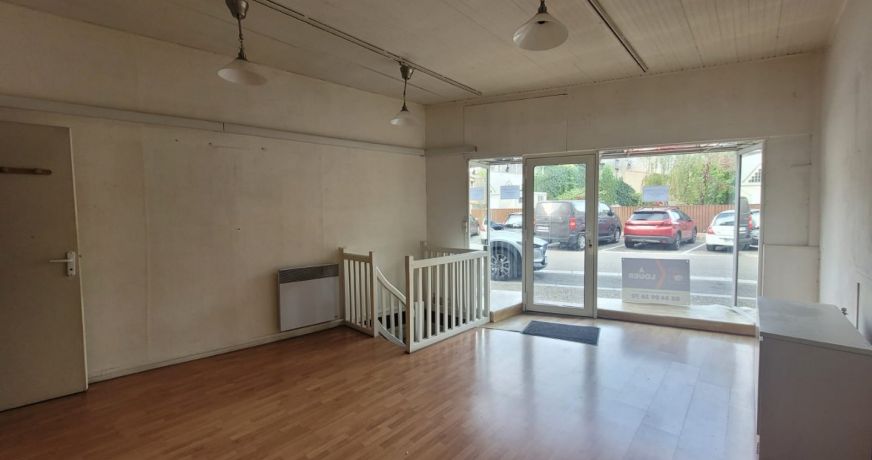 location Local commercial Foix