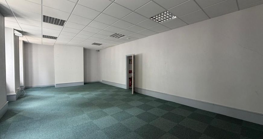 location Ateliers et bureaux Foix