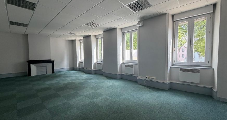 location Ateliers et bureaux Foix