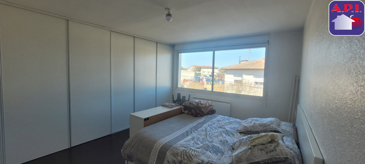 location Appartement Saint Jean Du Falga - Photo 5