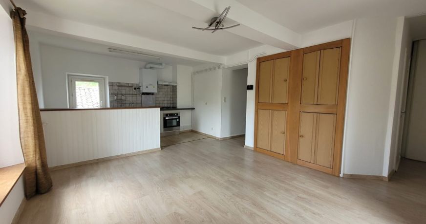 location Appartement Saint Pierre De Riviere