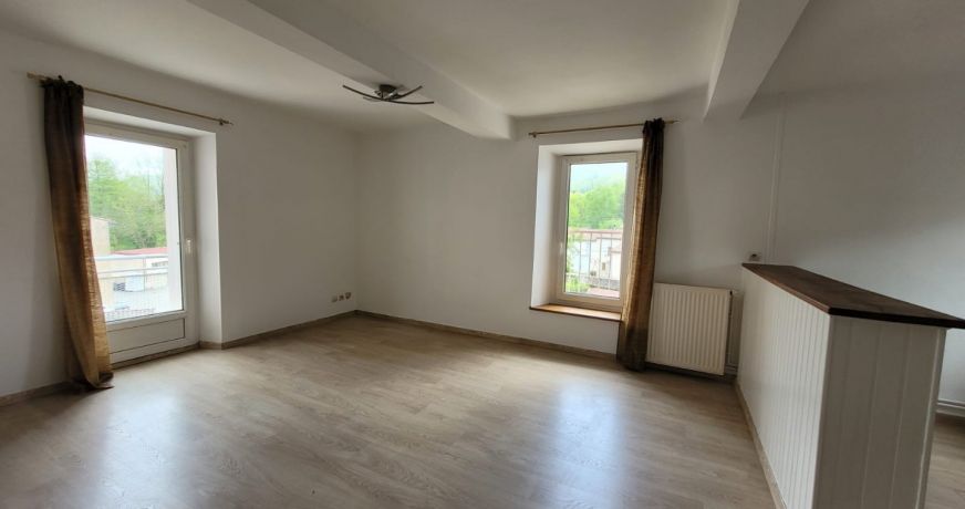 location Appartement Saint Pierre De Riviere