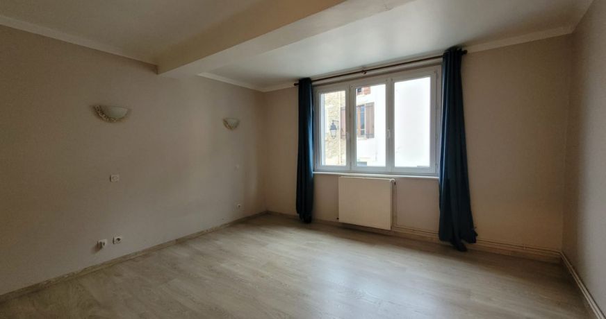location Appartement Saint Pierre De Riviere