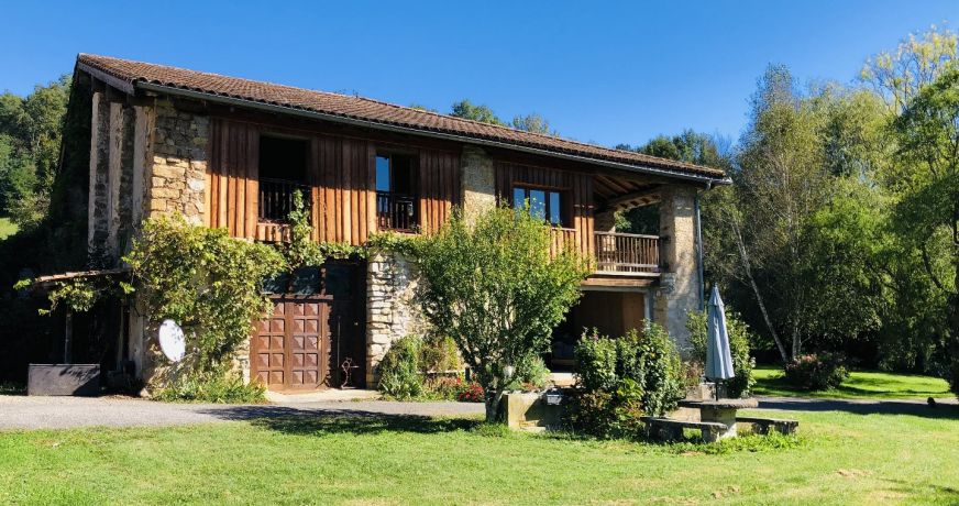 vente Corps de ferme La Bastide De Serou