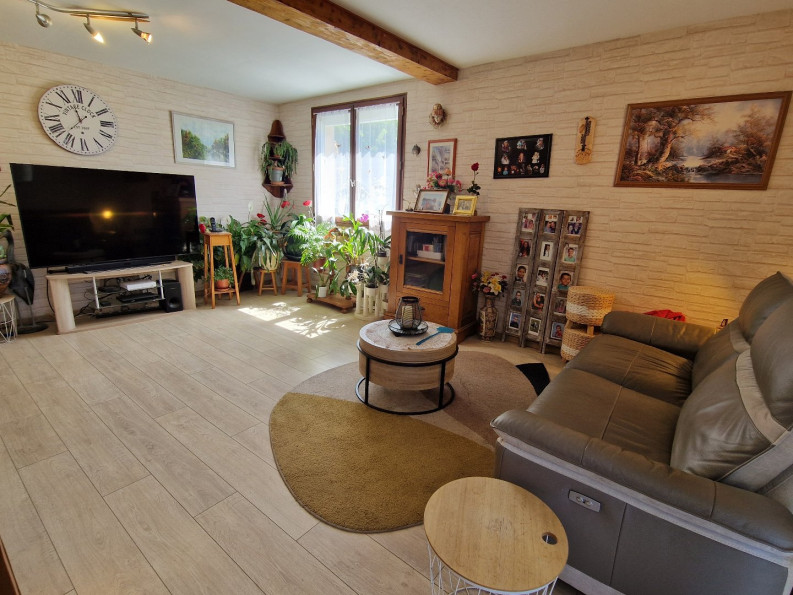 sale Ensemble immobilier Saint Pierre De Riviere - Photo 13