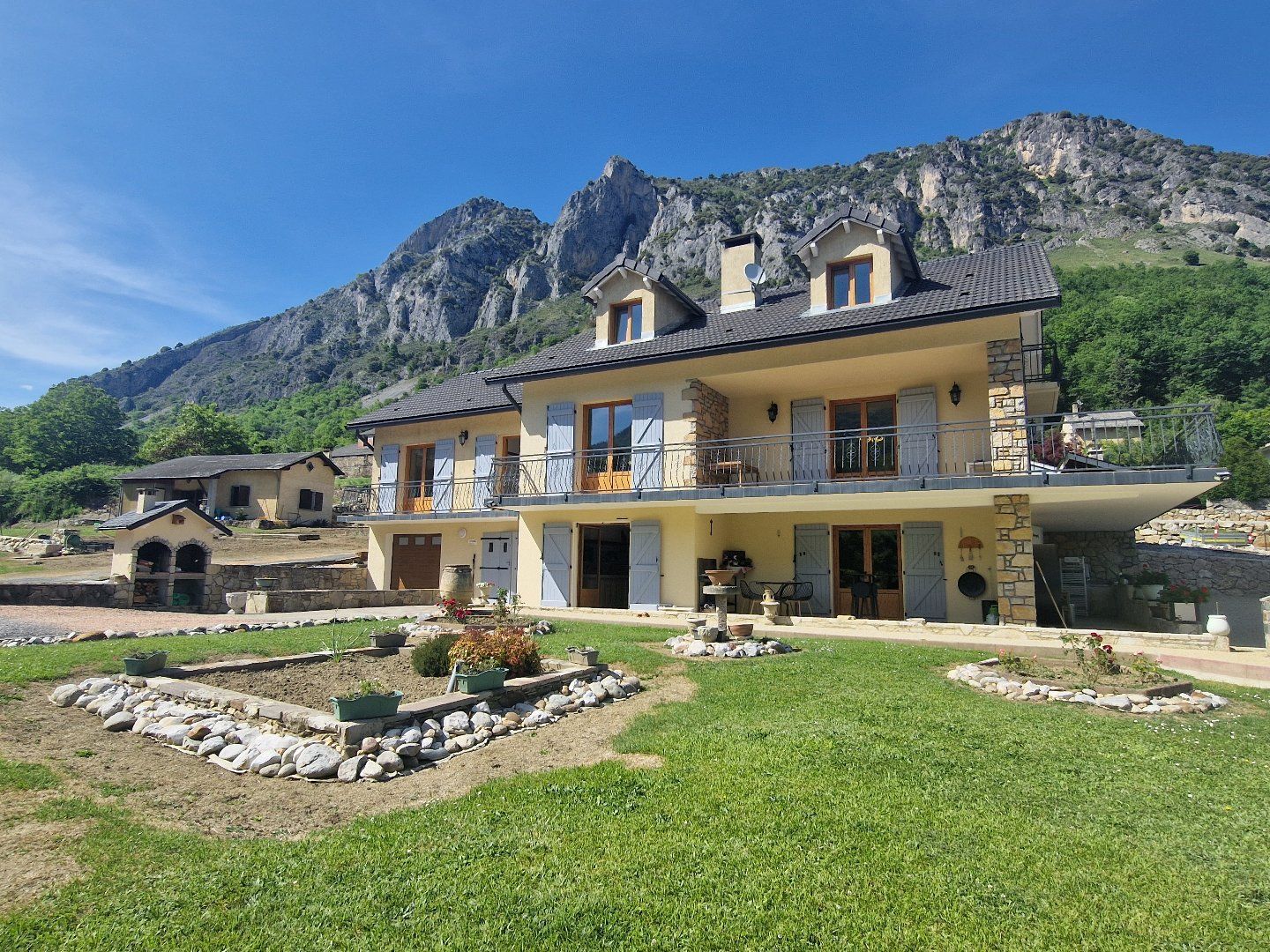 à vendre Maison individuelle Tarascon Sur Ariege