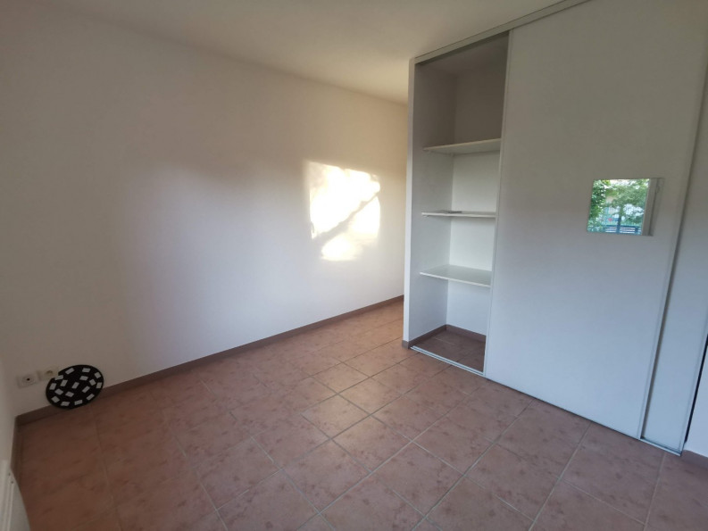 location Appartement en résidence Carcassonne - Photo 5
