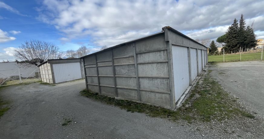 vente Garage Trebes