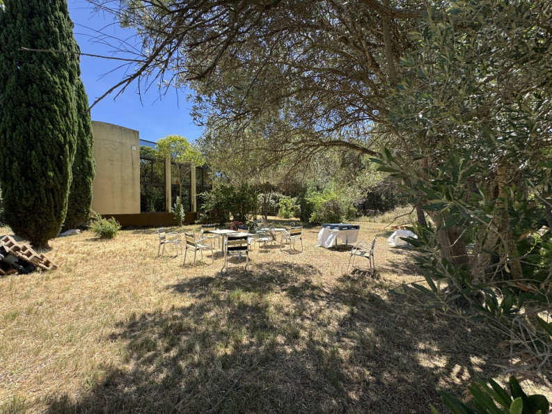 location Ateliers et bureaux Narbonne - Photo 10