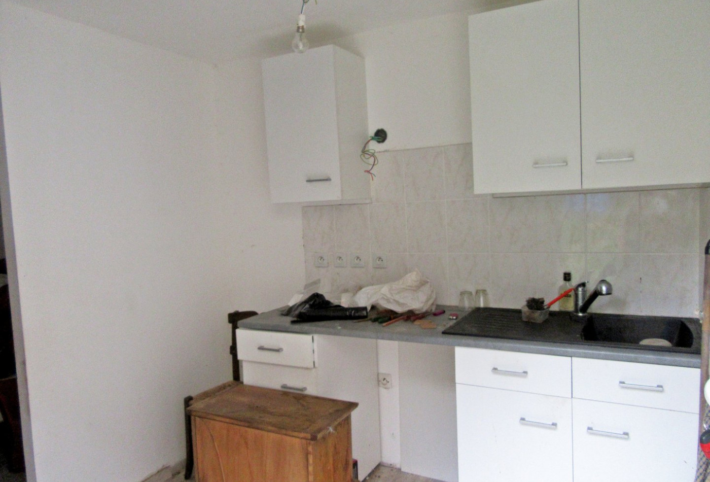 sale Garage Quillan - Photo 2