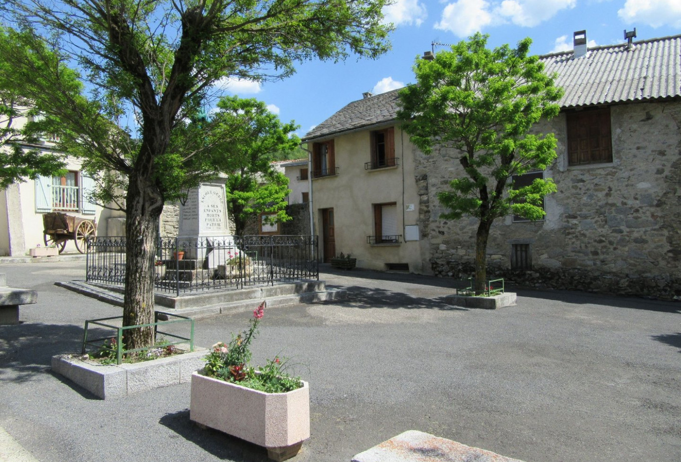 sale Maison à rénover Escouloubre - Photo 2