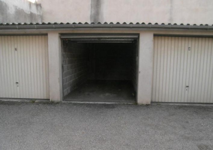 location Parking intérieur Millau
