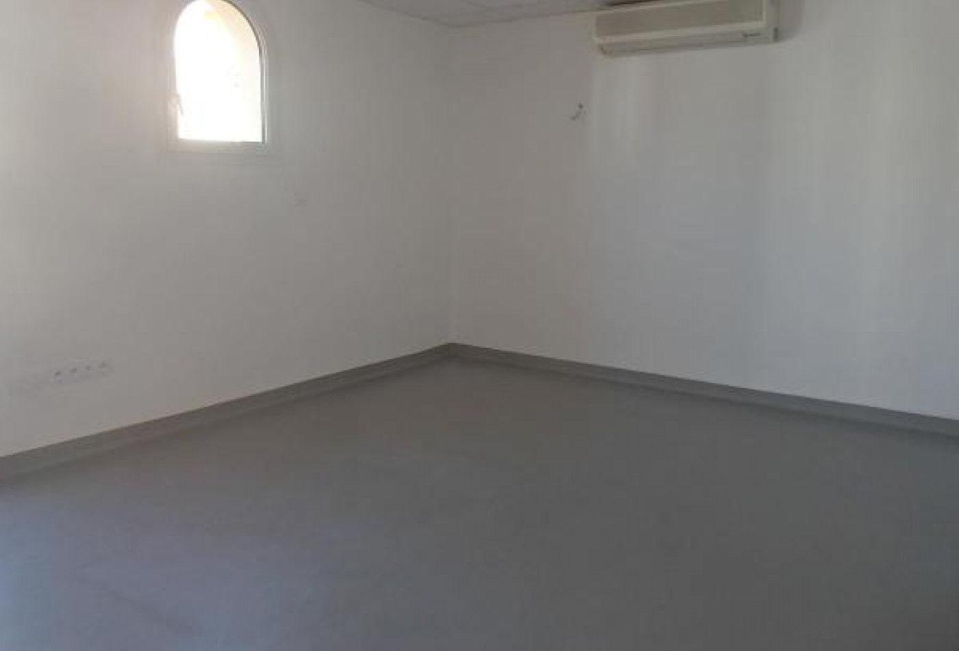 letting Locaux d'activité Millau - Photo 2