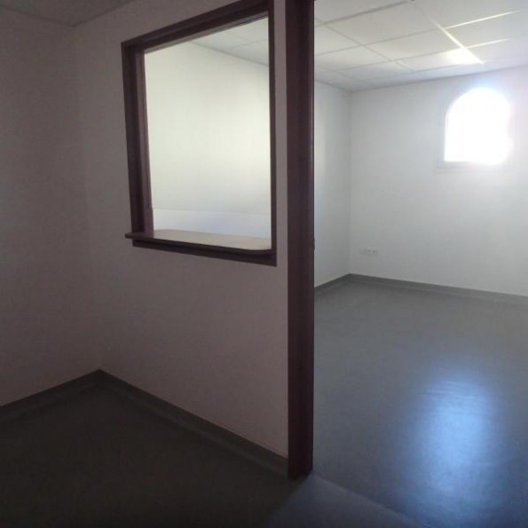 location Locaux d'activité Millau - Photo 4