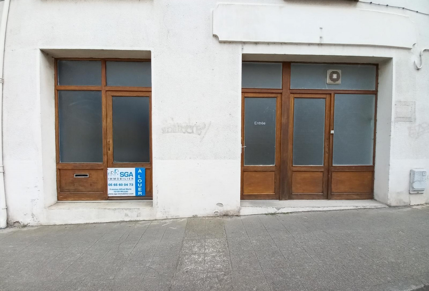 location Local commercial Millau - Photo 8