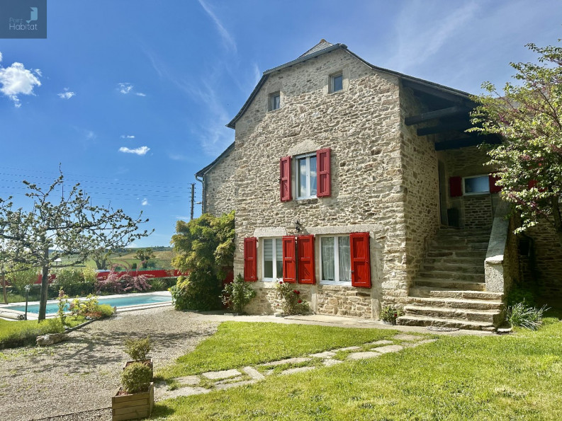vente Maison Sauveterre-de-rouergue - Photo 1