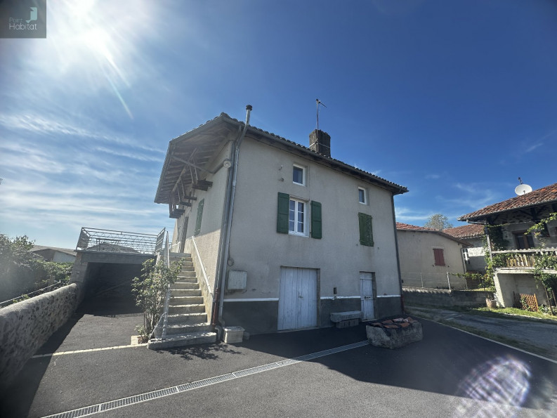 vente Maison Quezac - Photo 1