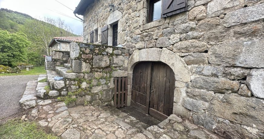 vente Maison Mezilhac