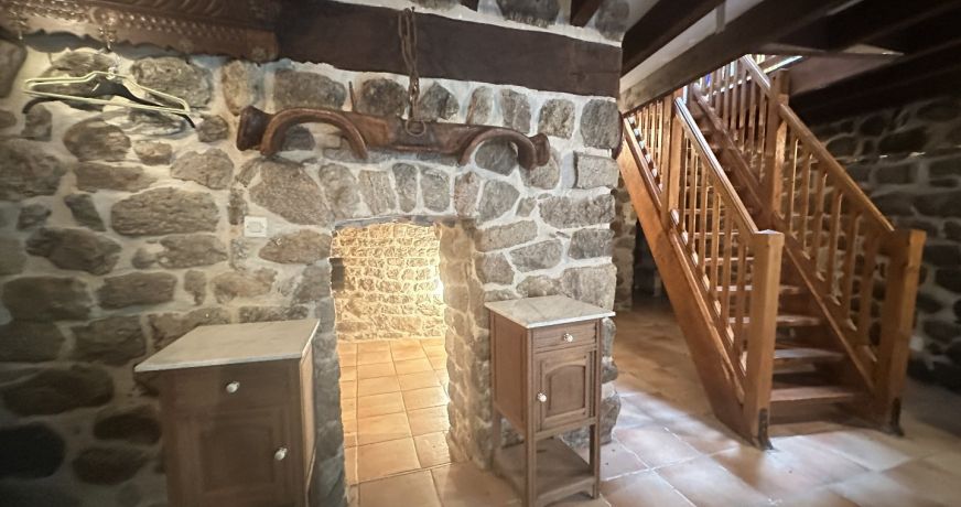 vente Maison Mezilhac