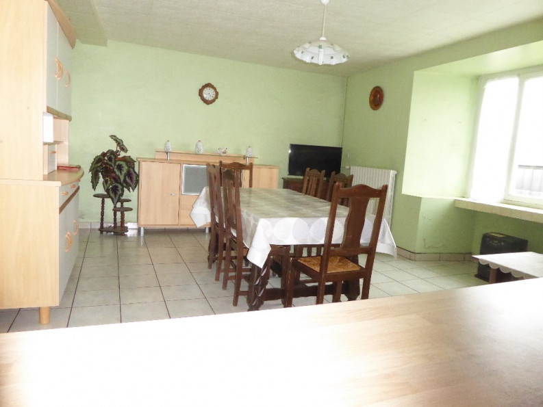 vente Corps de ferme Salmiech - Photo 11