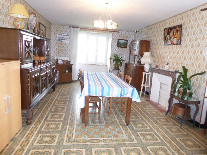 vente Corps de ferme Salmiech - Photo 12