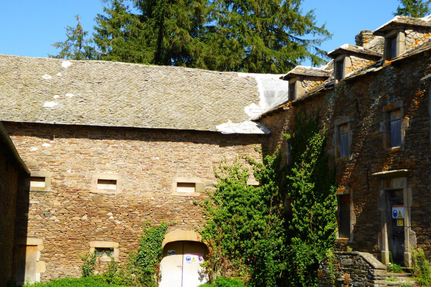 sale Corps de ferme Pont De Salars - Photo 3