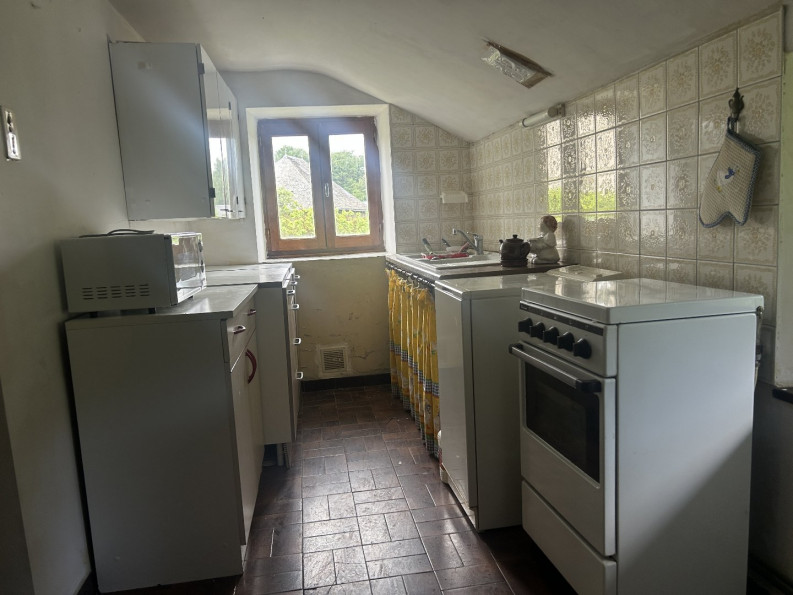 sale Maison en pierre La Selve - Photo 6