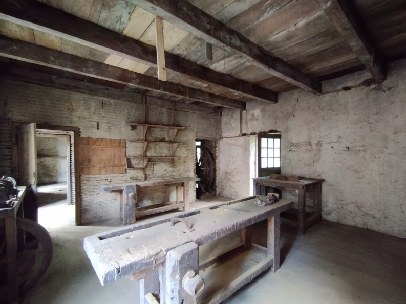 vente Maison à rénover Villecomtal - Photo 8