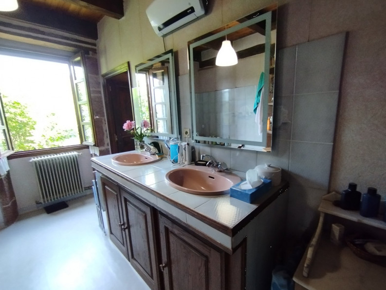 sale Propriété Salles La Source - Photo 15