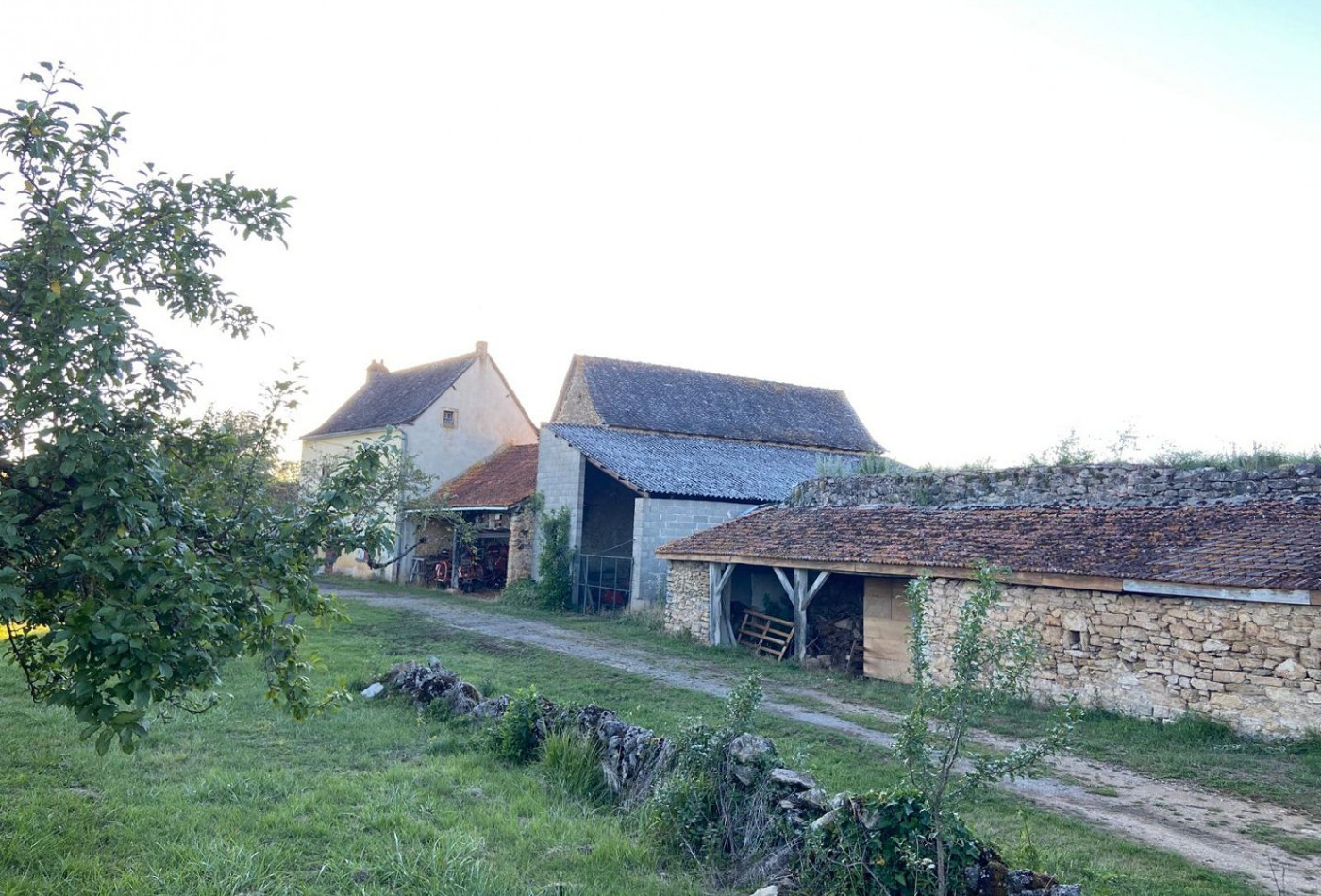 vente Corps de ferme Rignac - Photo 1
