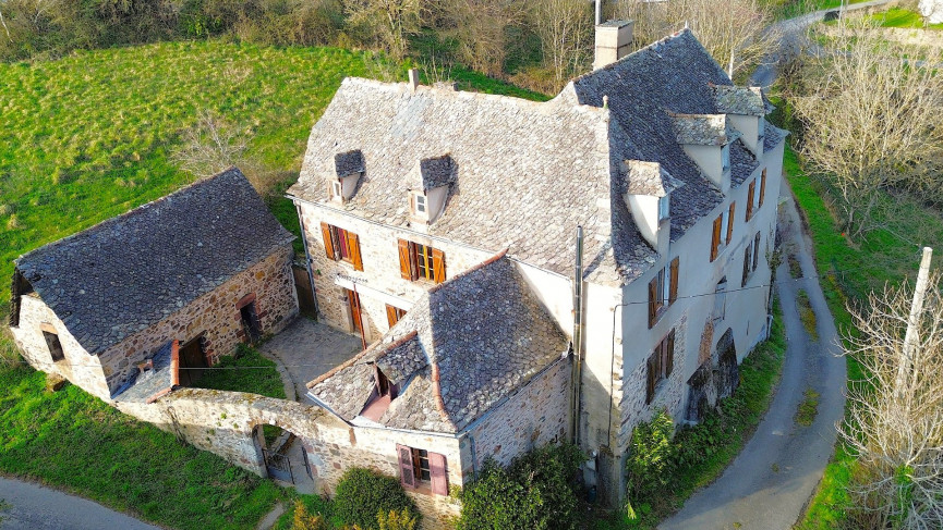 sale Corps de ferme Firmi - Photo 1