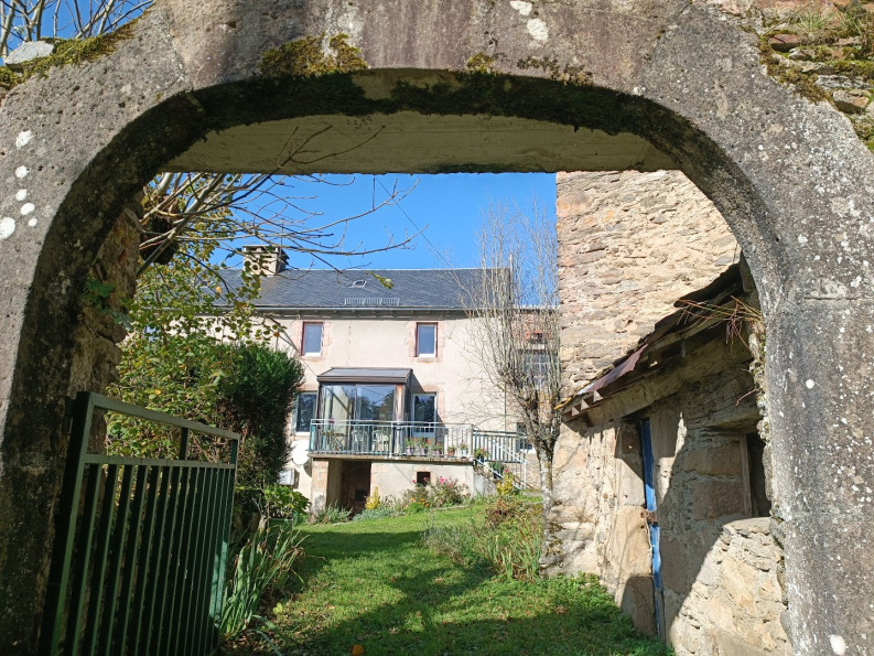 vente Corps de ferme Segur - Photo 2