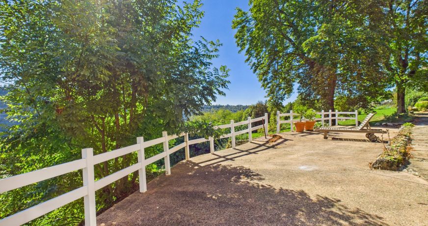 vente Mas Severac Le Chateau