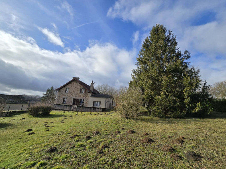 vente Maison en pierre Salmiech - Photo 1