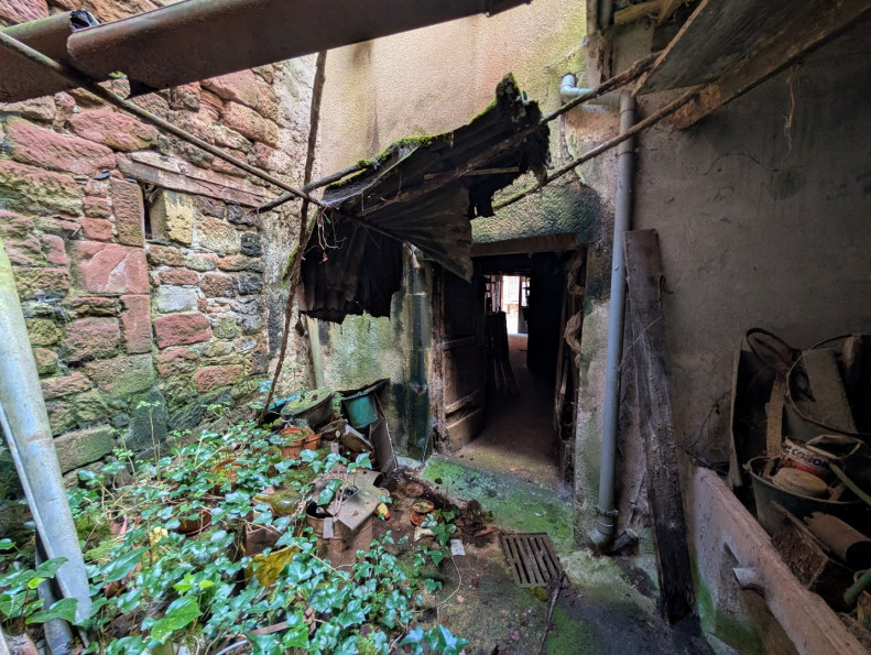 vente Maison à rénover Villecomtal - Photo 12