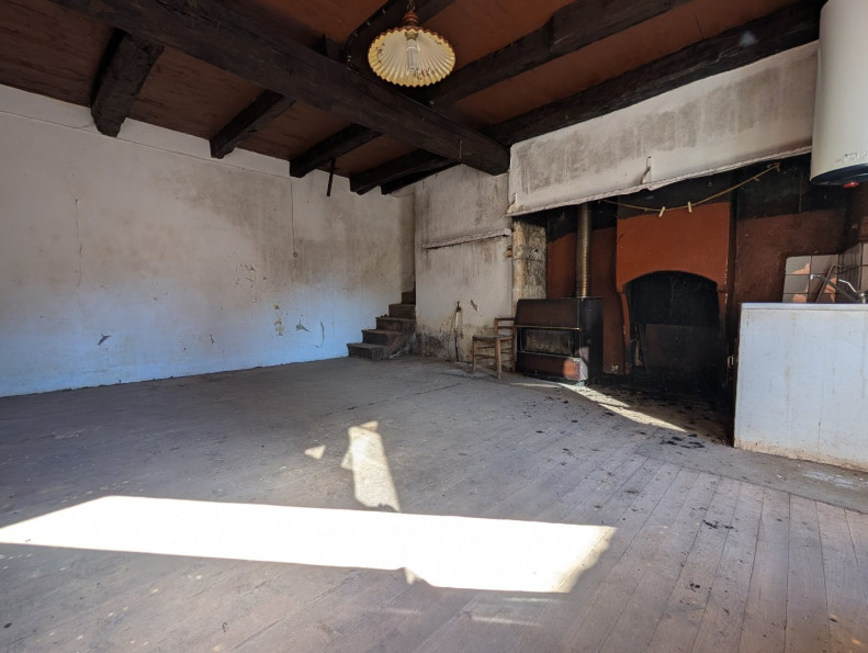 sale Maison à rénover Villecomtal - Photo 17