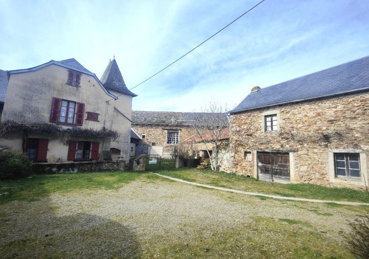 vente Corps de ferme Sauveterre-de-rouergue