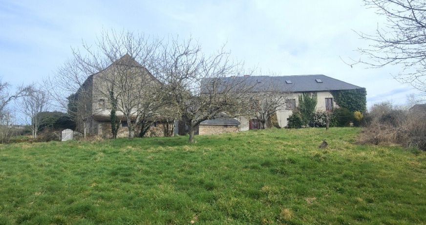 vente Corps de ferme Sauveterre-de-rouergue