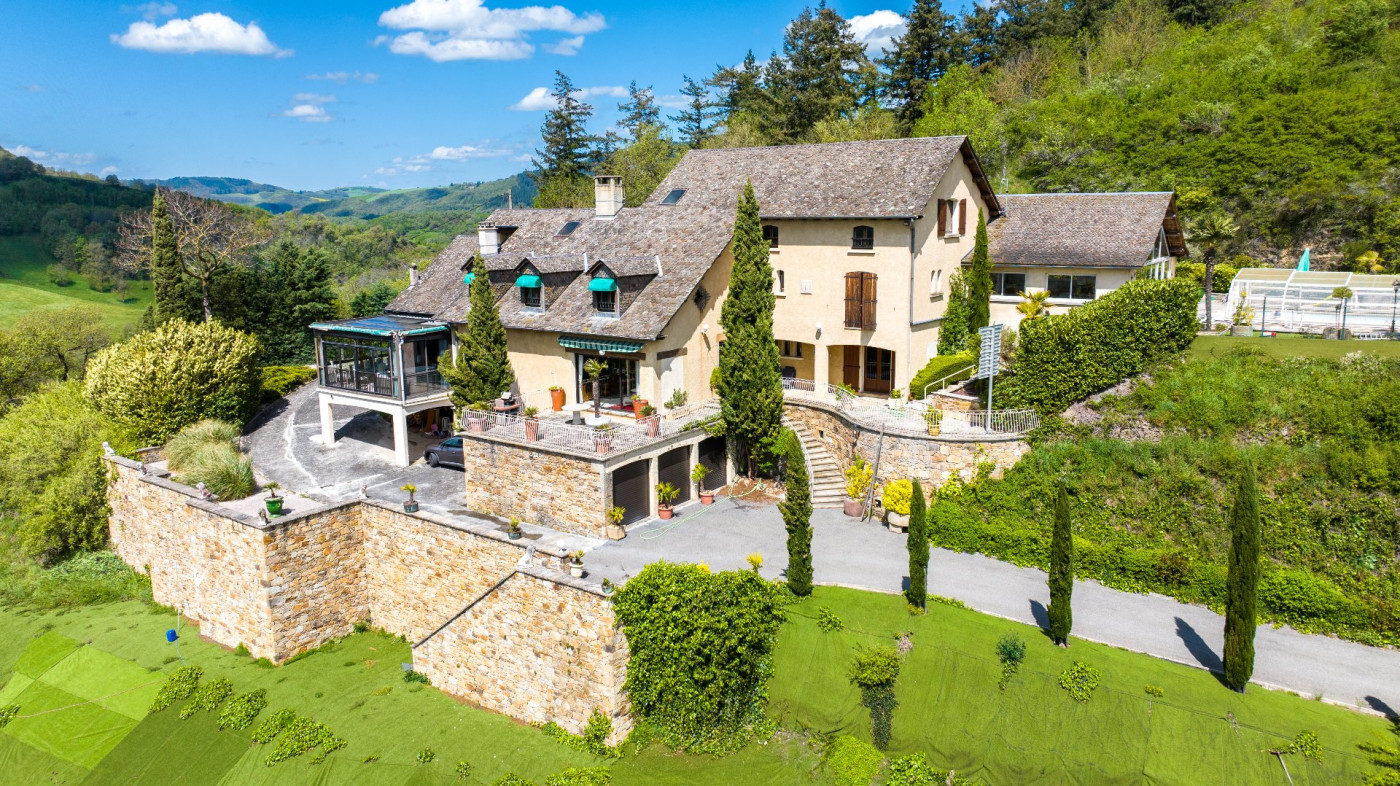 vente Demeure de ville et village Saint Sernin Sur Rance - Photo 1