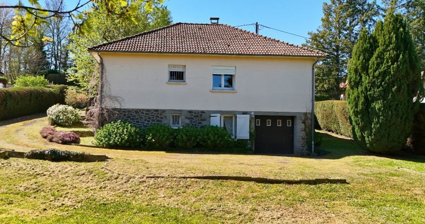 vente Maison de village Flagnac