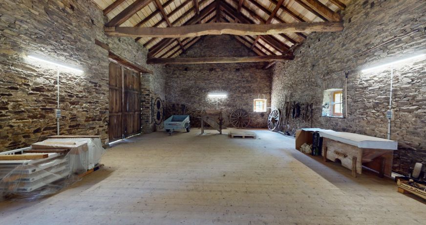 vente Immeuble mixte Arvieu