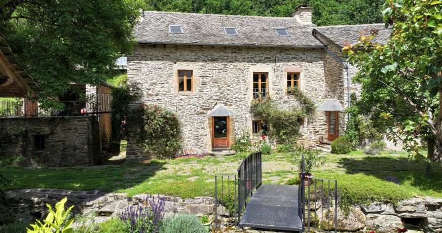 vente Immeuble mixte Arvieu