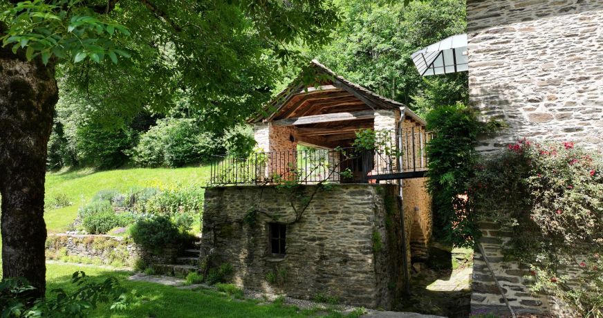 vente Immeuble mixte Arvieu