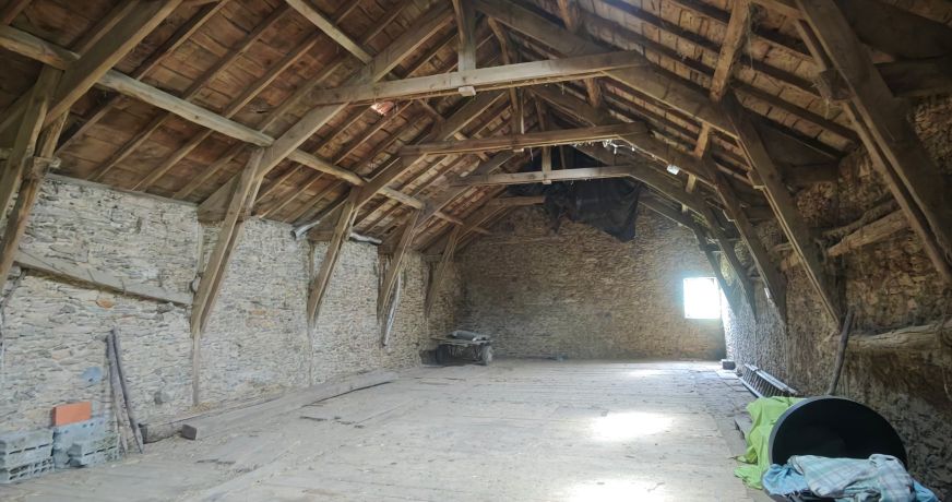 vente Corps de ferme Flagnac